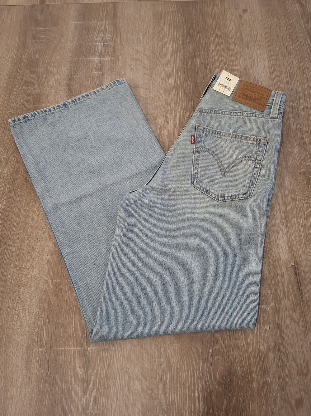 Levi's Coated Ribcage Wide Leg Jeans Women's 25x30 Light Blue NWT *1070*